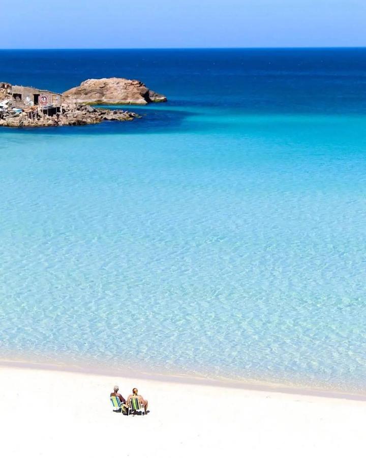 Apartamento Pe Na Areia - Praia Do Forte กาโบฟรีโอ ภายนอก รูปภาพ